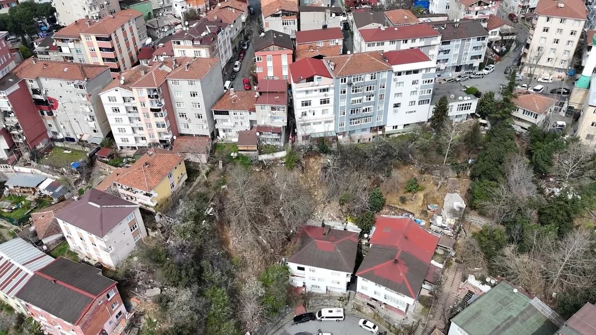 Sarıyer’de Toprak Kayması: Tahliye Edilen Binalar ve Göçebe Hayatı