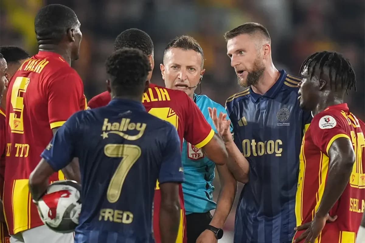 Trio Ekibi Göztepe-Fenerbahçe Maçı Kararlarında Fikir Ayrılığı Yaşadı