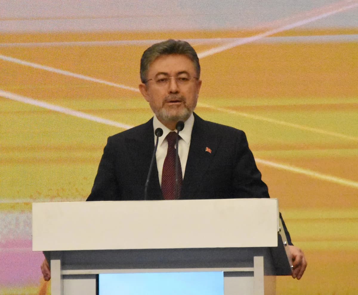 Bakan Yumaklı: Türkiye’de Gübre Krizi Söz Konusu Değil