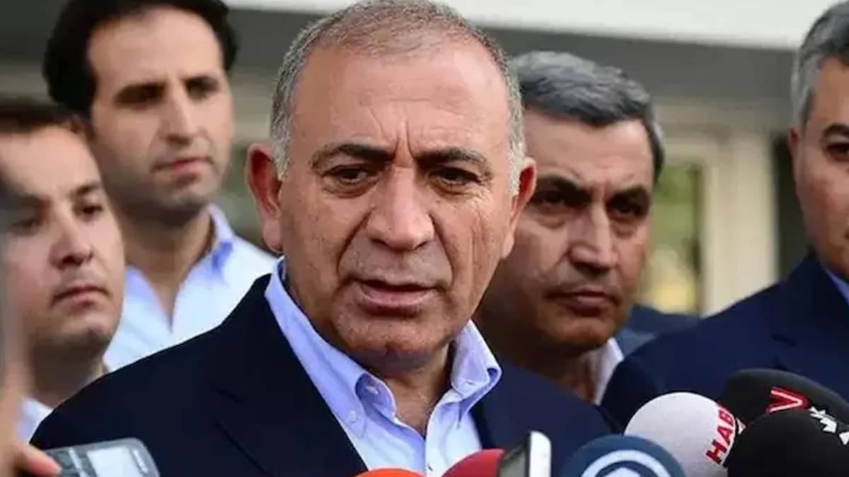 Gürsel Tekin’in CHP İstanbul İl Başkanlığı’na Ziyaretinden Vazgeçmesi