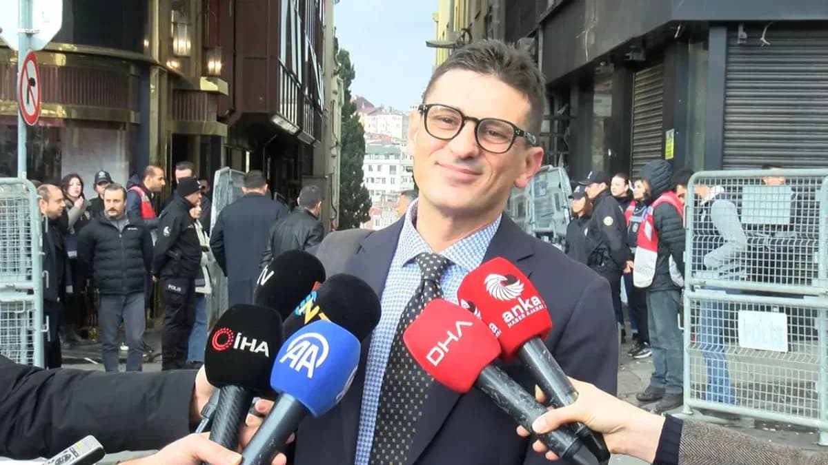 Minguzzi’nin babası Papa ile görüştü