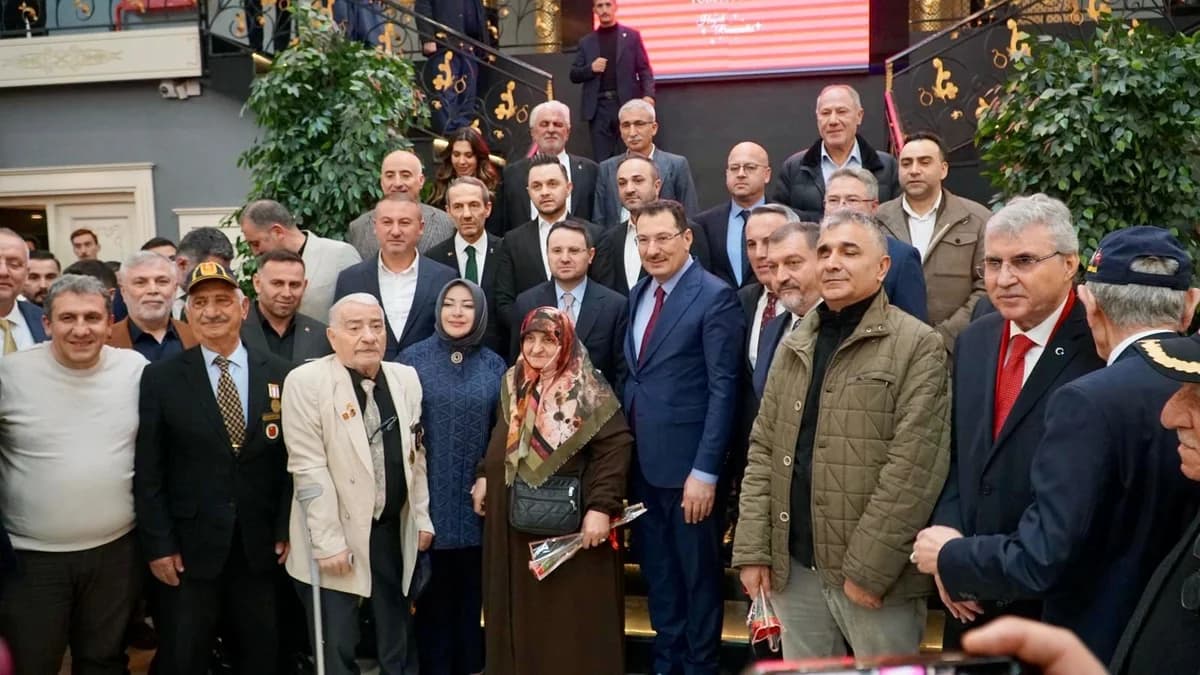 Bakan Gürlek, Sakarya’da Şehit ve Gazi Aileleri ile İftar Yemeğinde Bir Araya Geldi