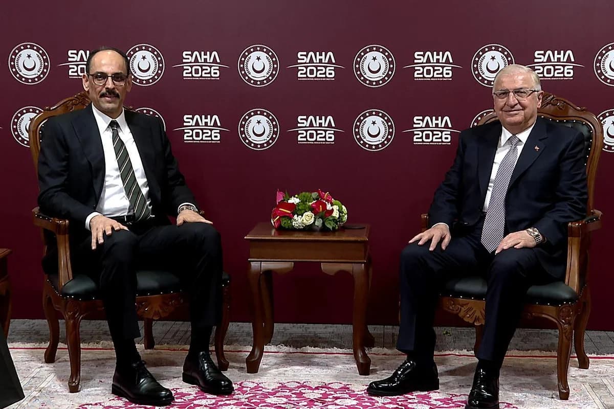MİT Başkanı Kalın’dan SAHA 2026 Fuarı’nda Bakan Güler’e Ziyaret