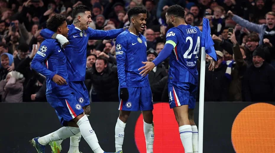 Chelsea 10 kişi kalan Barcelona’yı 3-0 mağlup etti
