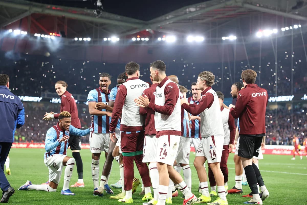 Trabzonspor, Galatasaray’ı 2-1 Mağlup Etti
