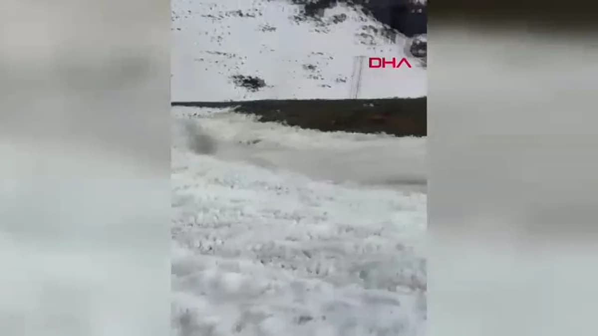 Hakkari’de Çığ Felaketi: O Anlar Kamerada