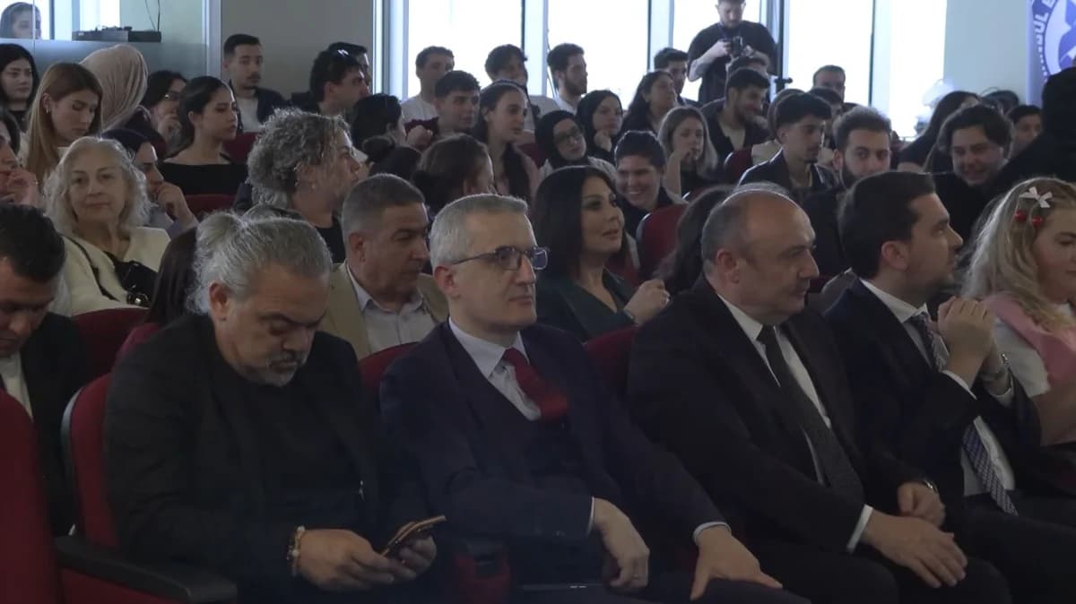 İstanbul Esenyurt Üniversitesi İletişim Ödülleri Sahiplerini Buldu: Sanat ve Medya Dünyası Buluştu