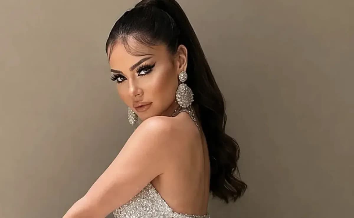Şarkıcı Lara estetiğe karşı değilim dedi ama eleştirdi