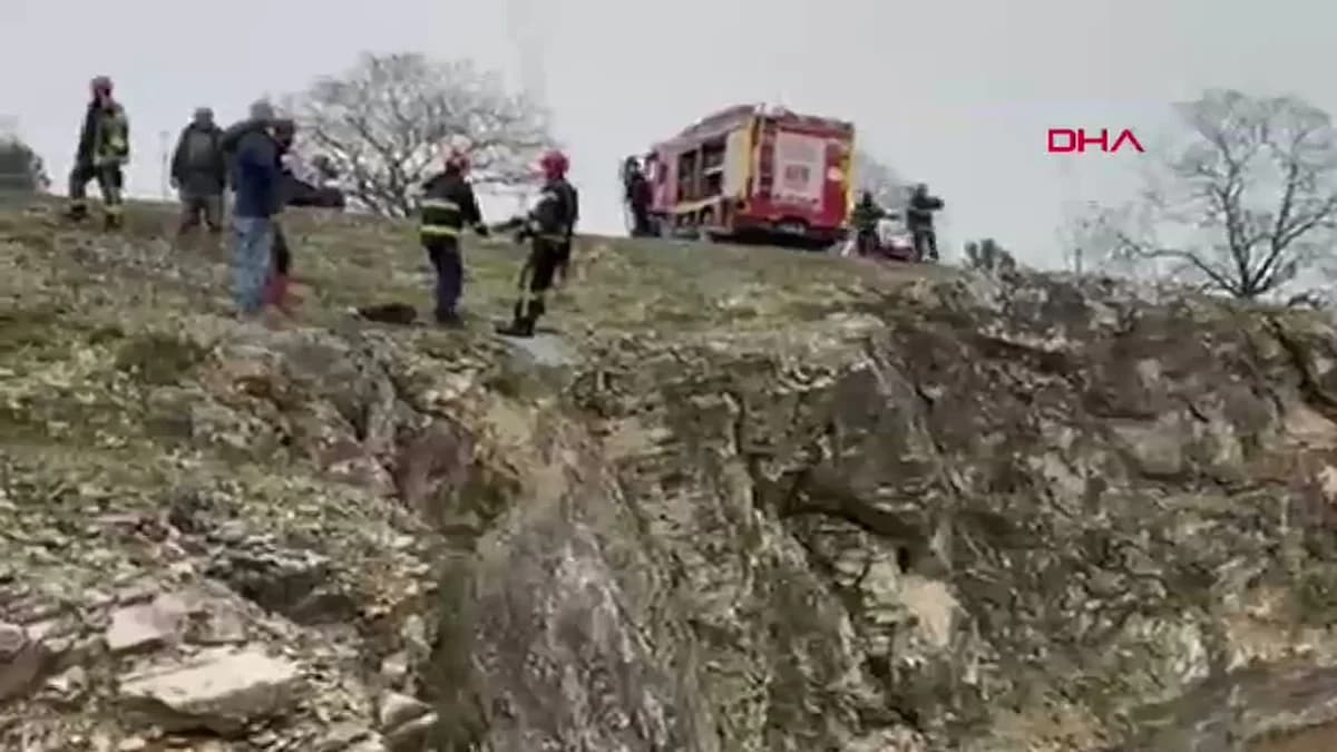 Kocaeli’de Sarp Kayalıklarda Mahsur Kalan Keçilere Kurtarma Operasyonu