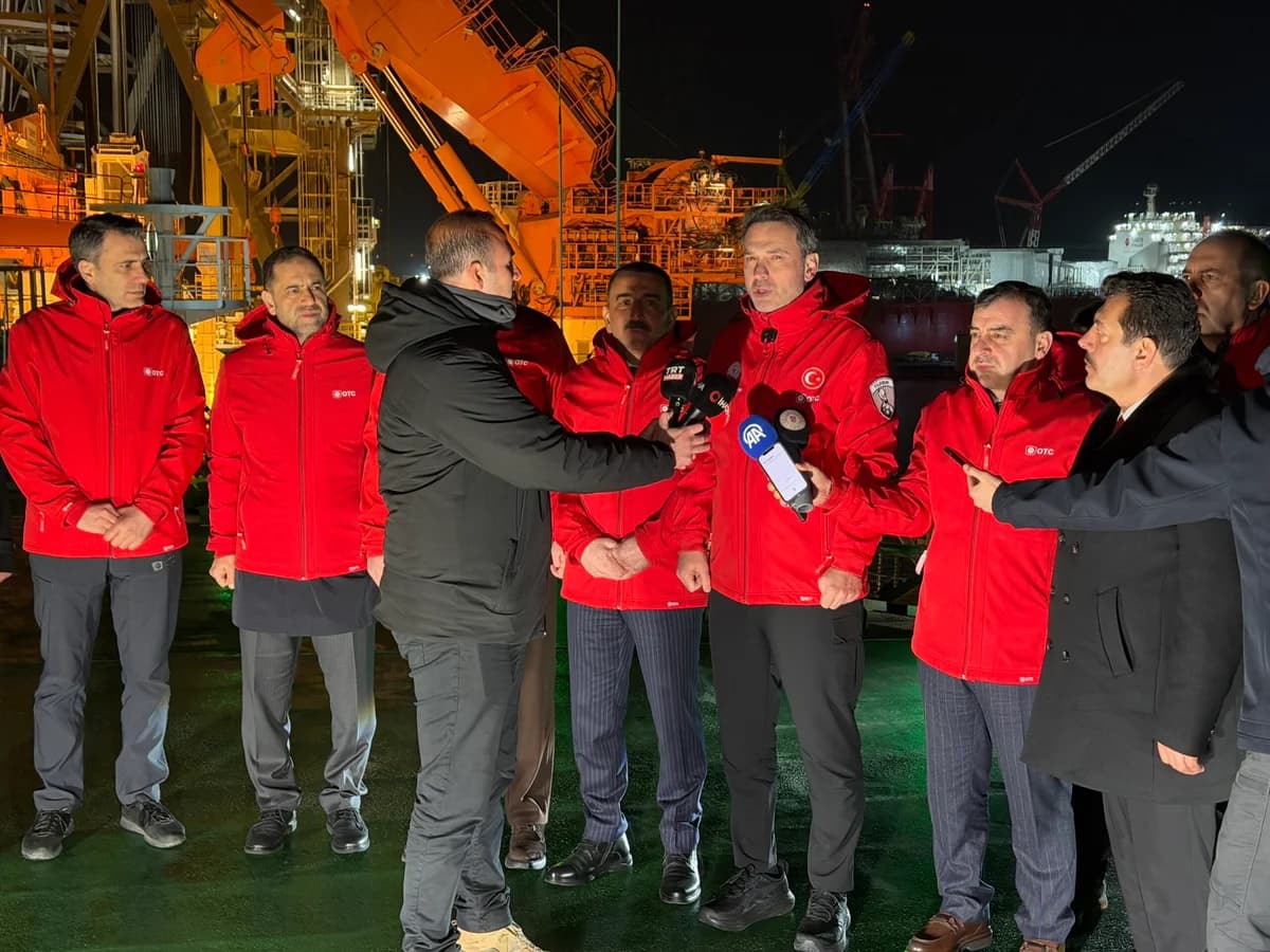 Bakan Bayraktar’dan Karadeniz’de İki Yeni Sondaj Müjdesi