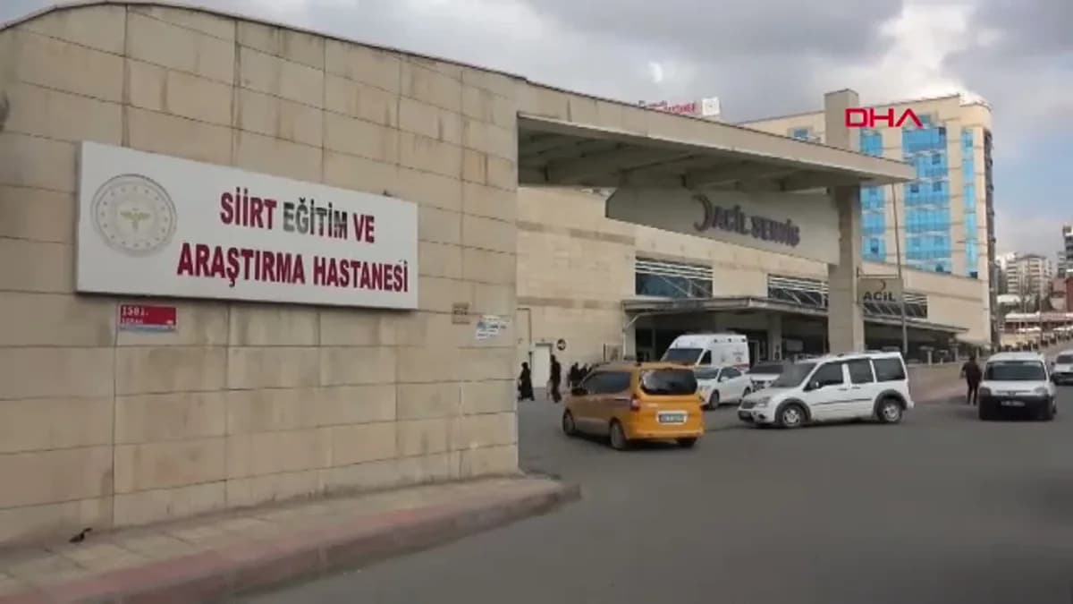 Siirt’te Lise Pansiyonunda Korkutan Gelişme: 16 Öğrenci Hastaneye Kaldırıldı