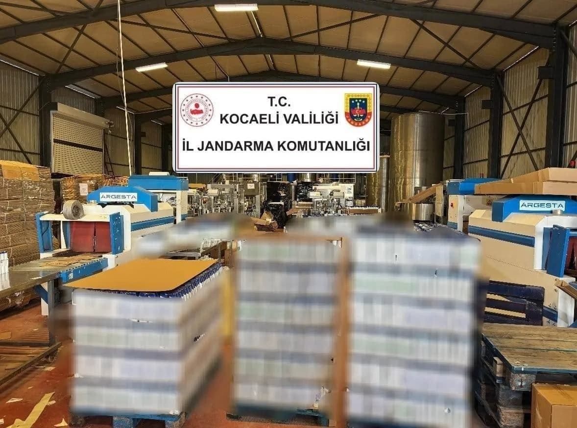 Kocaeli’de Piyasa Değeri 40 Milyon TL Olan Sahte Şampuan Operasyonu