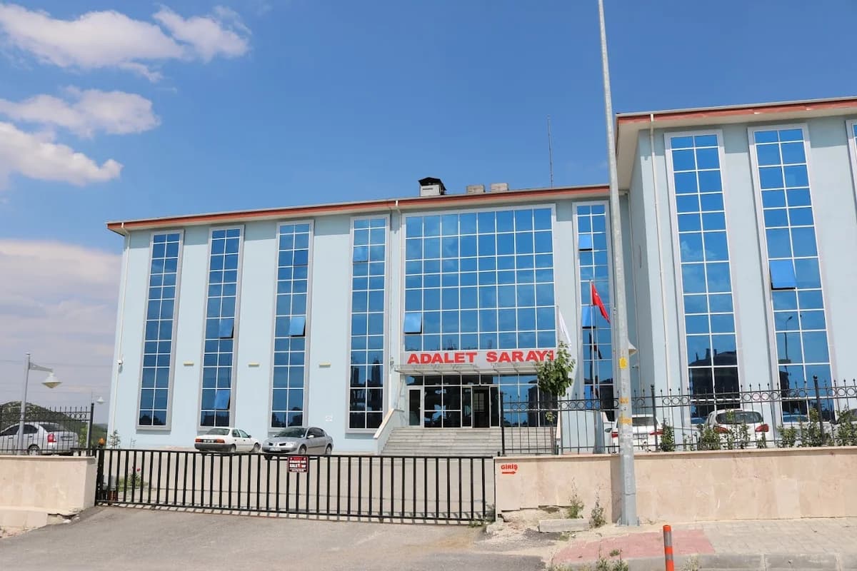 Edirne’de Yurt Dışına Kaçmaya Çalışan 3 FETÖ Şüphelisi ve 1 Organizatör Tutuklandı