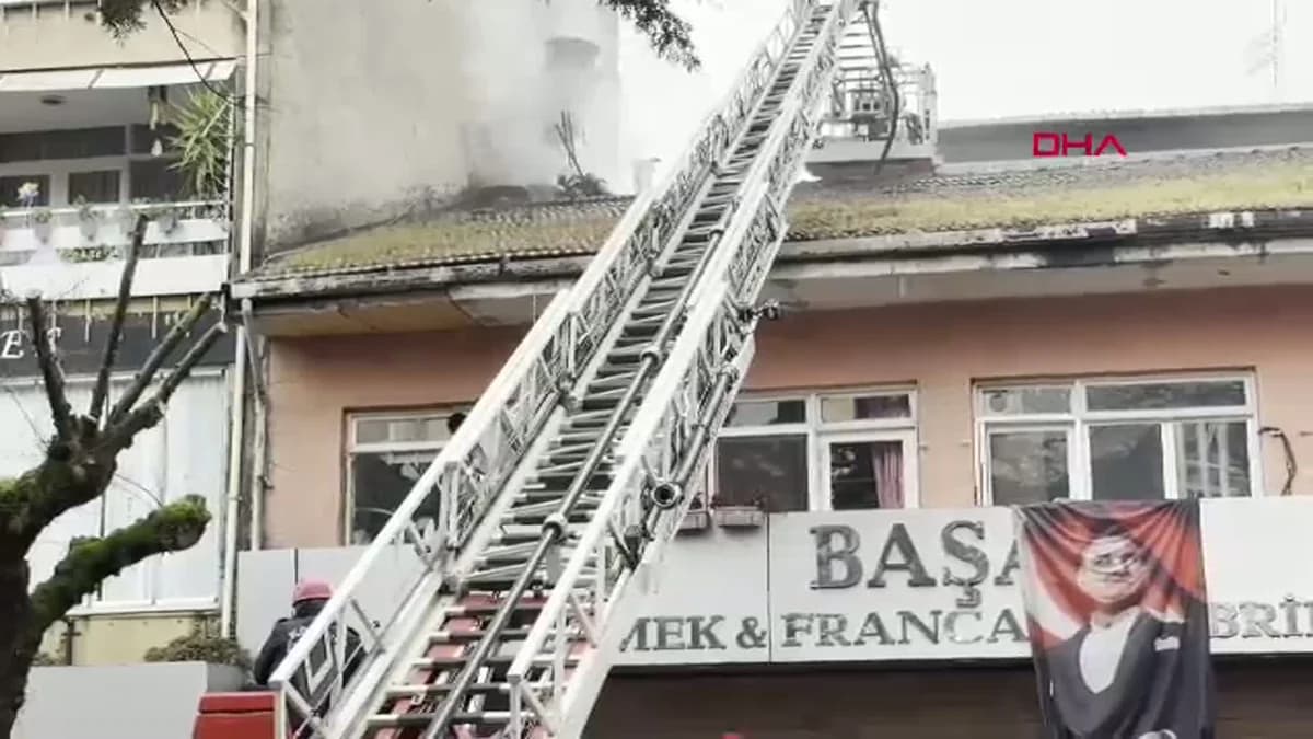 Kocaeli’de Fırın Bacası Tutuştu: 3 Kişi Dumandan Etkilendi