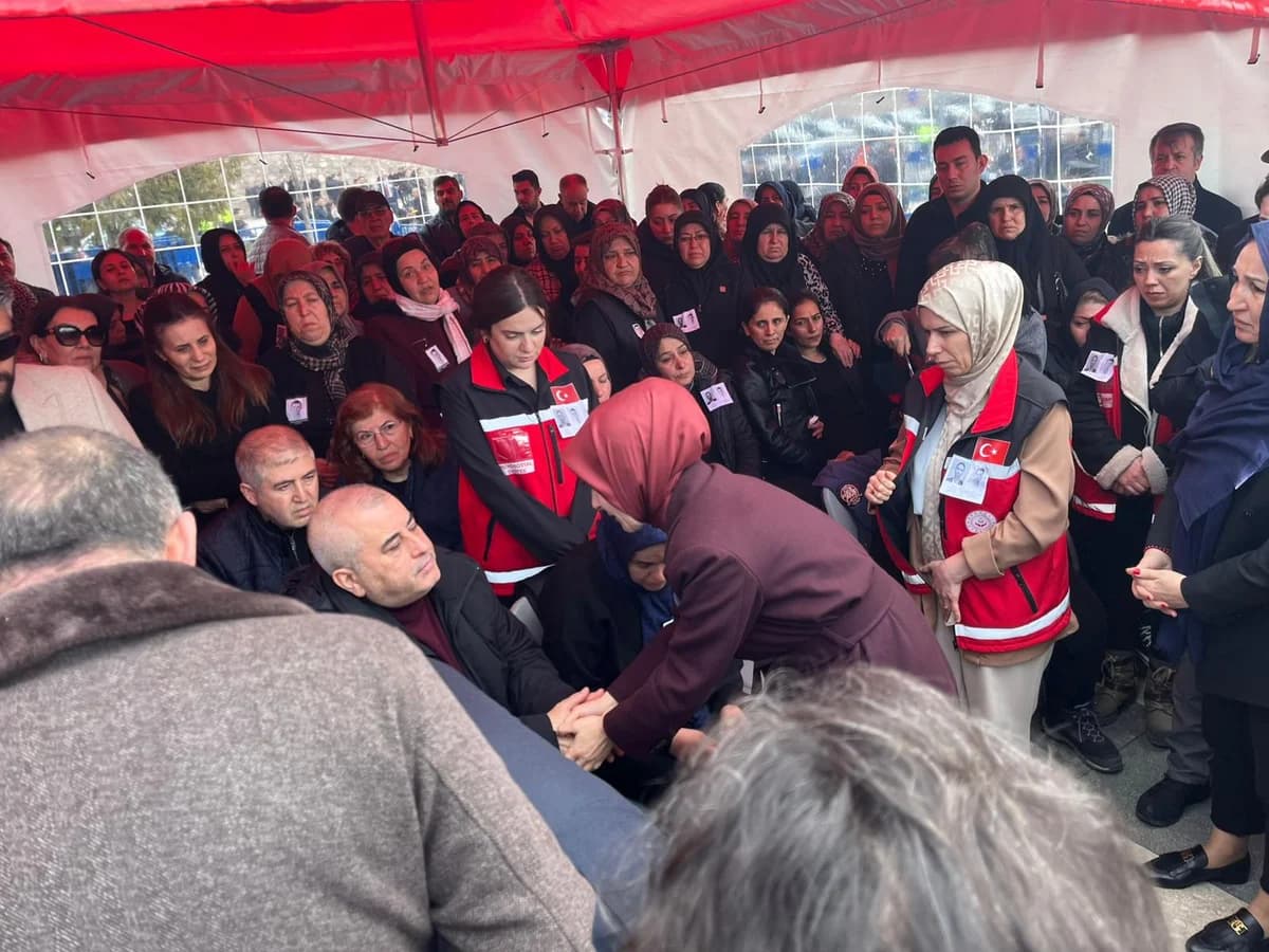 Katar’da Şehit Olan ASELSAN Teknisyenleri Son Yolculuklarına Uğurlandı