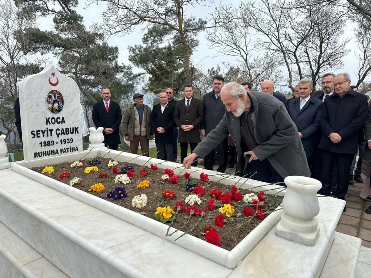 Seyit Onbaşı, 111. Yılında Mezarı Başında Anıldı