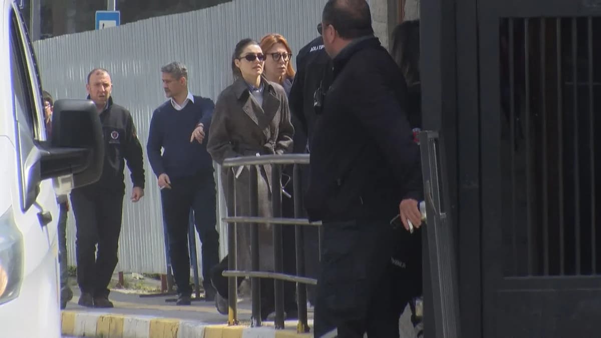 Hande Erçel, Uyuşturucu Soruşturması Kapsamında Adli Tıp Kurumu’nda