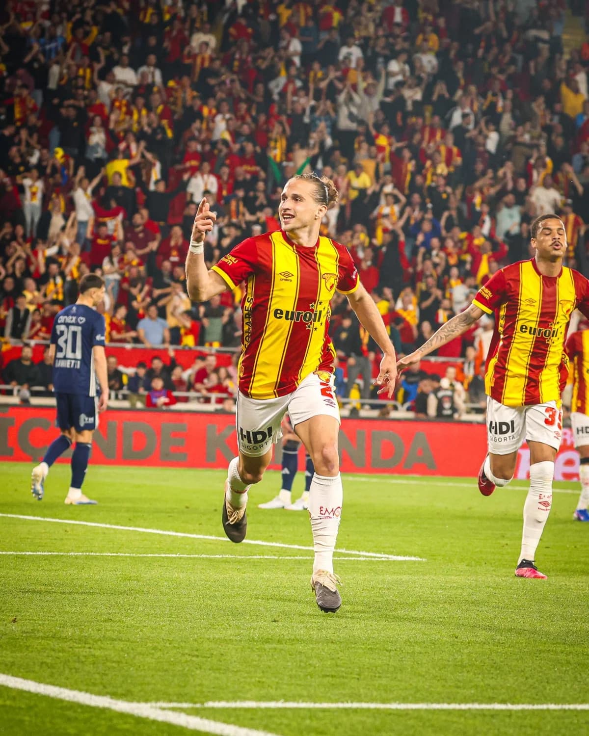 Göztepe’de Arda Okan’dan Süper Dönüş: Golleriyle Takımına Hayat Veriyor