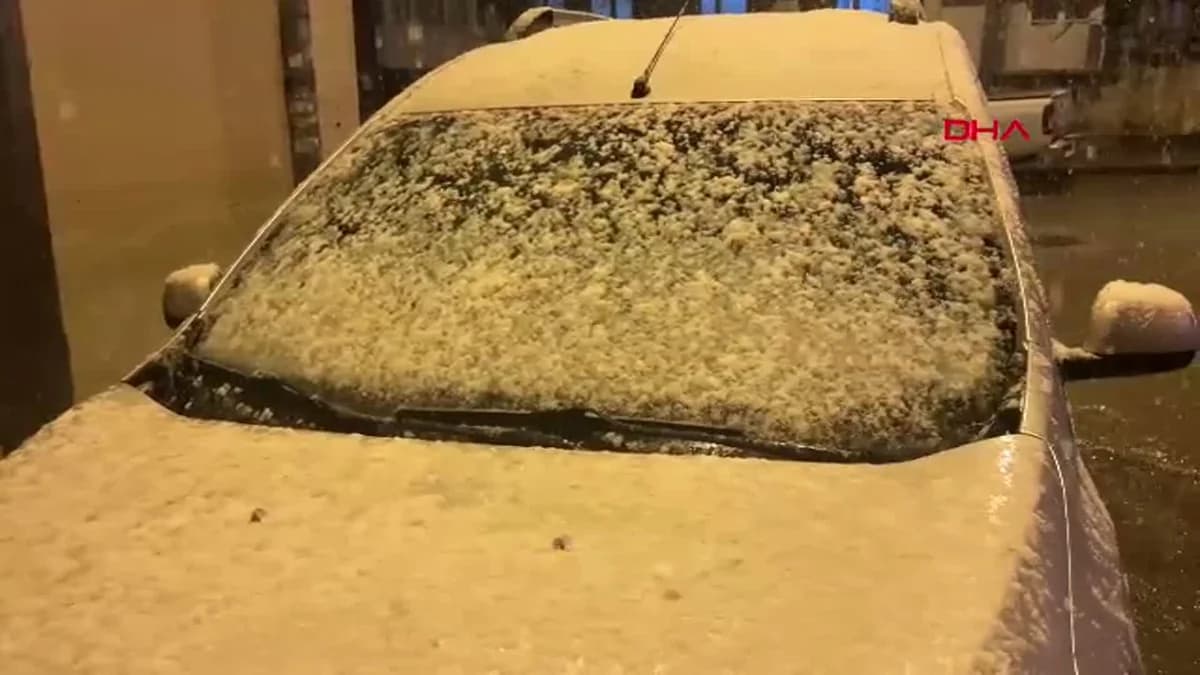 Sivas’ta Nisan Ayında Kar Yağışı Etkili Oldu