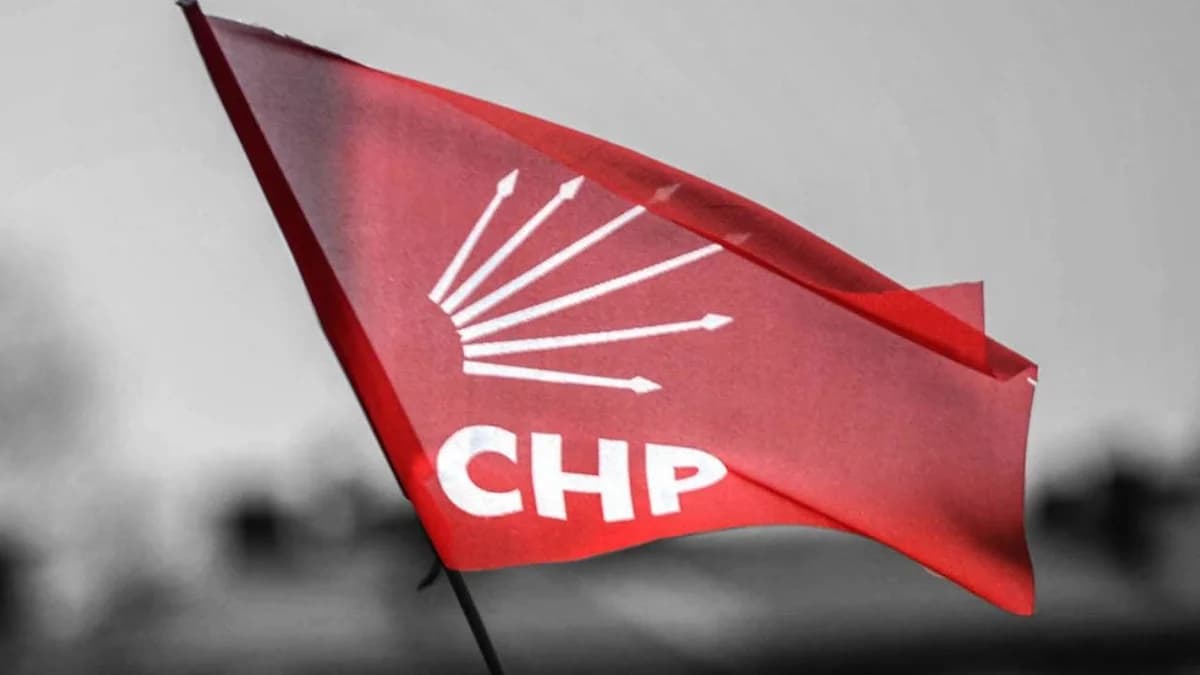 CHP İstanbul Yönetimi Kayyum Ataması Sonrası İl Başkanlarını Acil Toplantıya Çağırdı