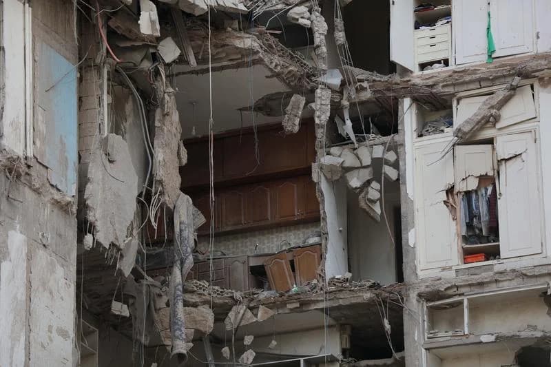 İsrail’in Lübnan’a Saldırıları: Can Kaybı 1953’e Yükseldi