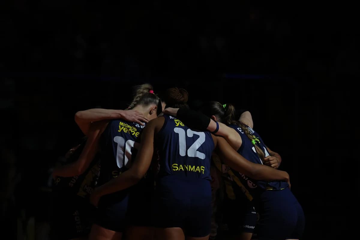 Fenerbahçe Medicana Büyük Bir Comeback Yaptı: VakıfBank’ı 3-1 Mağlup Etti