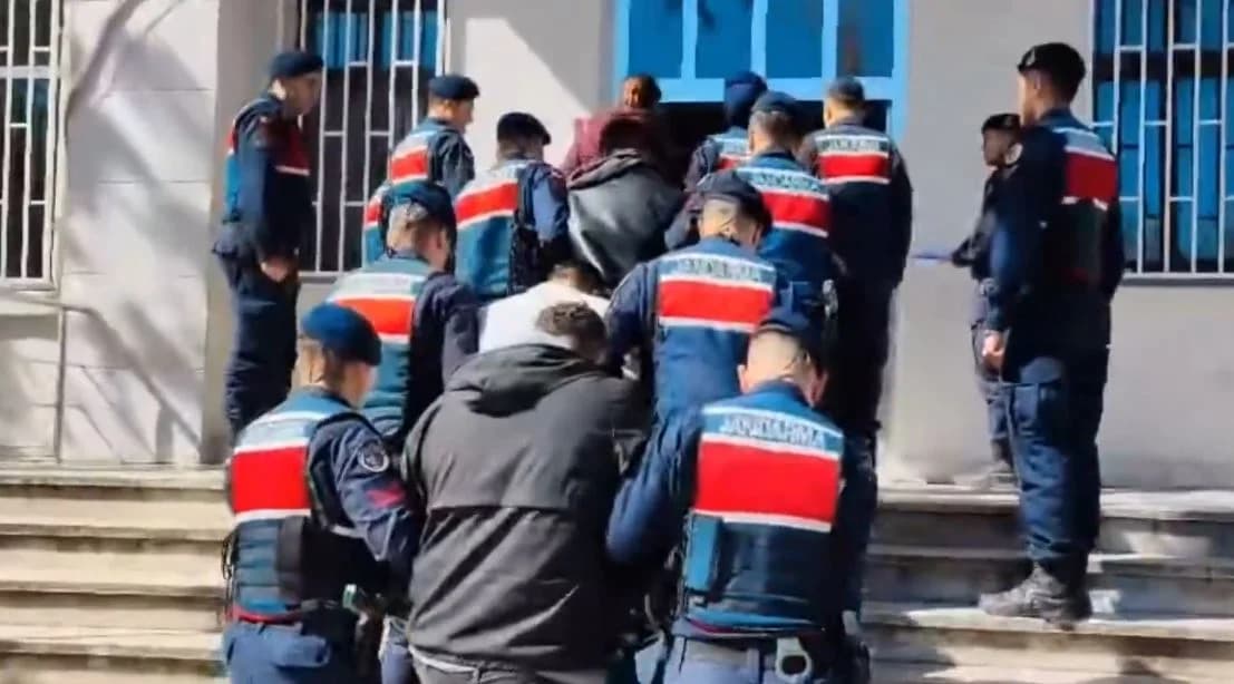 Van ve Edirne’de Nefes Kesen Operasyon: 471 Kilo Uyuşturucuya El Konuldu, 5 Kişi Tutuklandı
