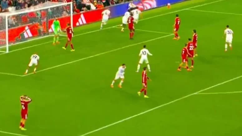 Manchester United 10 yıl sonra Anfield’da kazandı