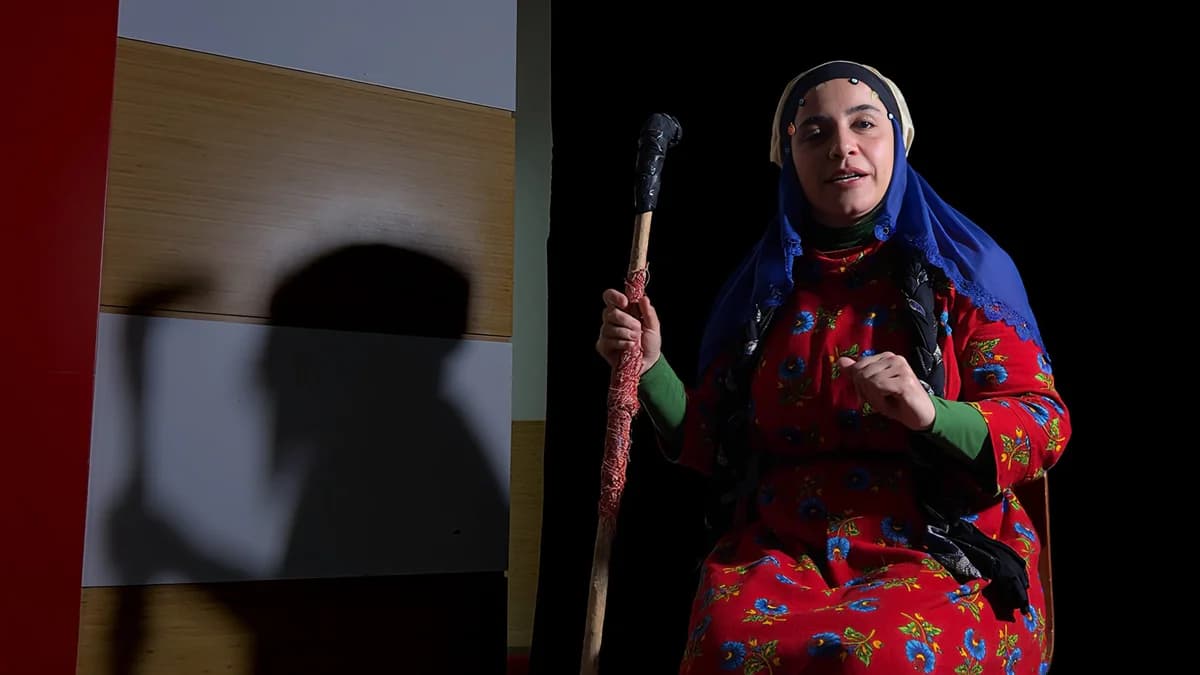 Kadın Meddah Nalan Tunga Pehlivan’dan Görme Engelli Öğrencilere Gönül Dersleri