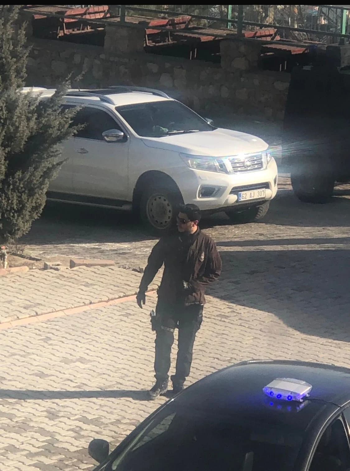 Gülistan Doku Soruşturmasında Şok Gelişme: ‘Silahım Yok’ Diyen Vali Oğlu, Kamuflajlı Tabancayla Görüntülendi!