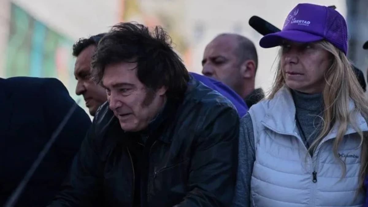 Arjantin’de Devlet Başkanı Milei’nin Konvoyuna Şiddetli Taşlı Saldırı!