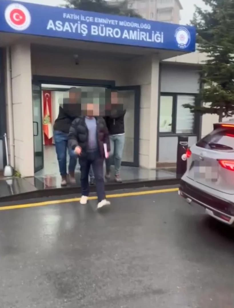 Fatih’te Boşanma Aşamasındaki Eşini Öldüren Koca Adliyeye Sevk Edildi
