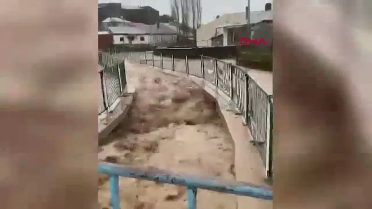 Sivas’ta Sağanak Yağışlar Sonucu ırmak Taştı, Tarım Arazileri Su Bastı