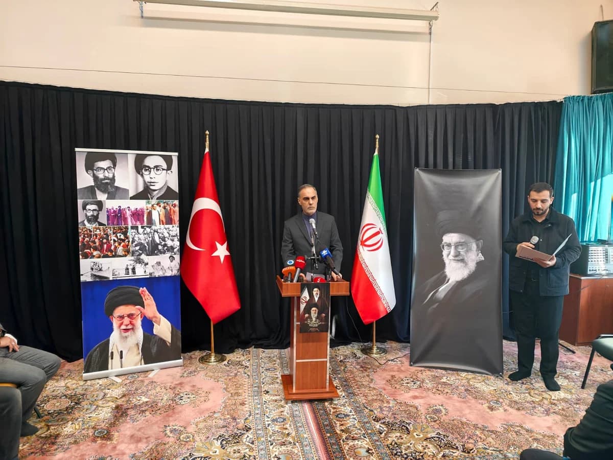 İran Büyükelçiliği’nde Hamaney Anma Töreni Gerçekleştirildi