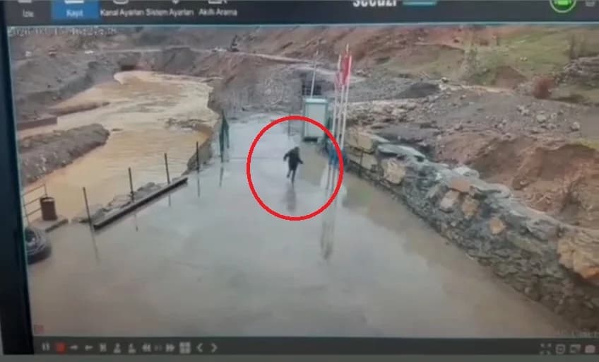 Şırnak’ta Selde Hayati Kurtaran Ani Kaçış Anları