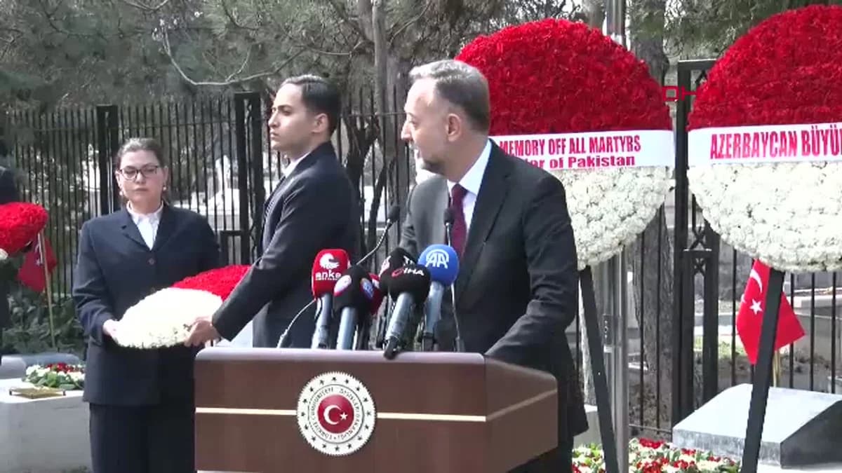 Ankara’da Şehit Diplomatlar İçin Anma Töreni Düzenlendi