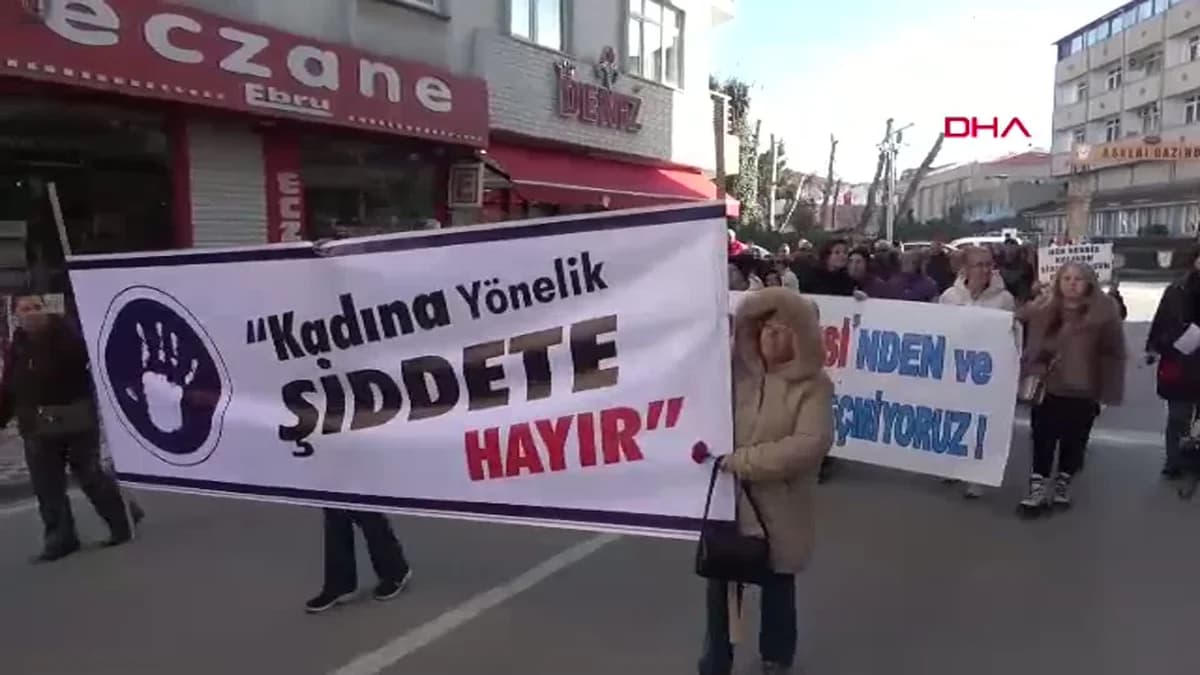Edirne’de Kadınlardan Güçlü 8 Mart Yürüyüşü