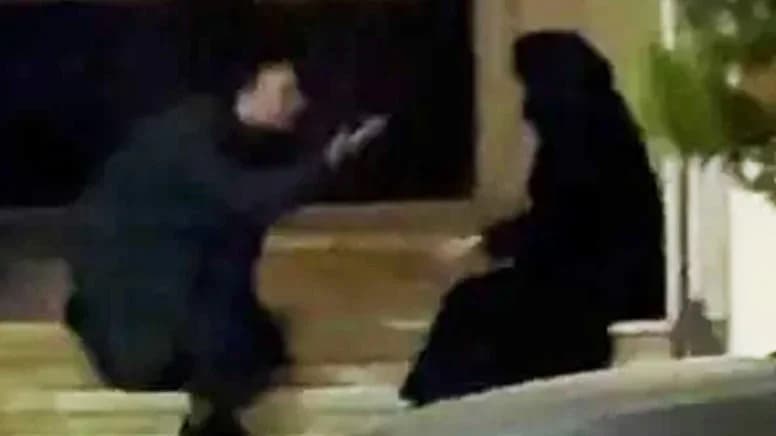 Berkay Tulumbacı ve Ezgi Gergin sokak ortasında tartıştı
