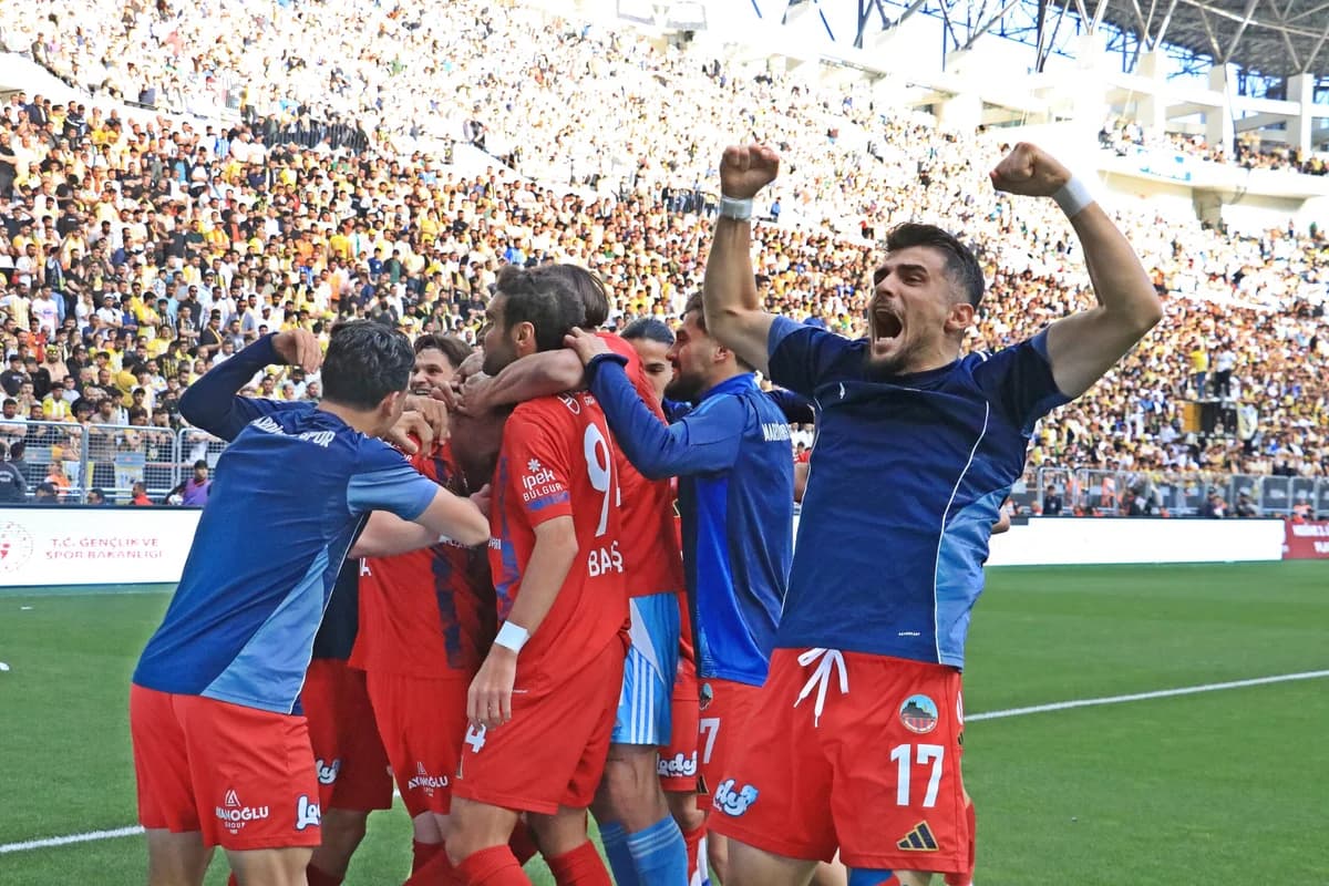 Mardin 1969 Spor, 18 Yıllık Hasrete Son Verdi: 1. Lig’e Yükseldi!