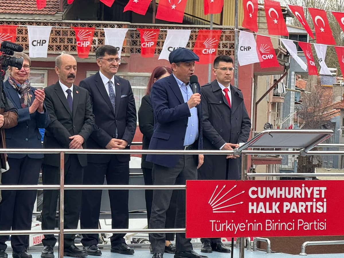Özgür Özel’den Erken Seçim Çağrısı: ‘Cesaretin Varsa Sandığı Koyalım’