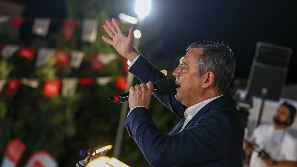 Özgür Özel’den Kırşehir’de İktidara Sert Eleştiri: ‘Topu Kesemezsiniz!’