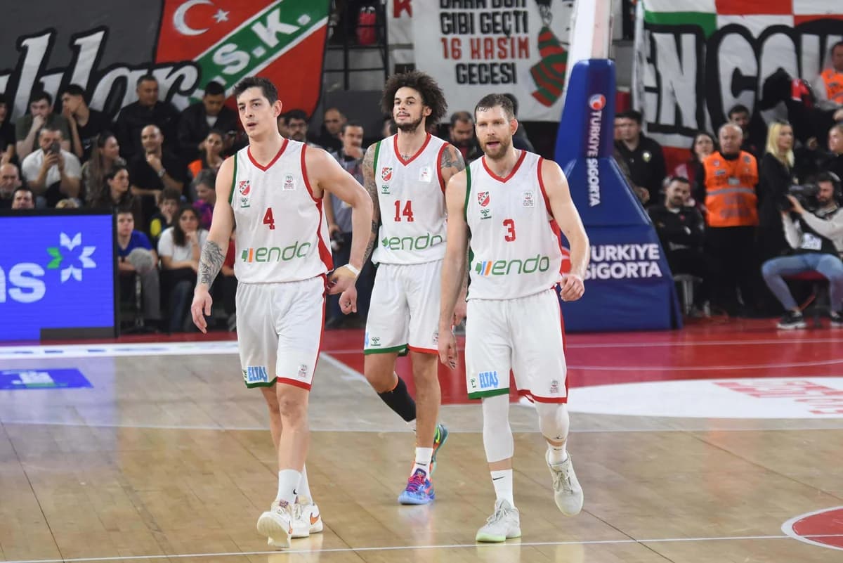Karşıyaka, Basketbol Süper Ligi’nde Yeni Bir Başlangıç İçin Ter Dökecek