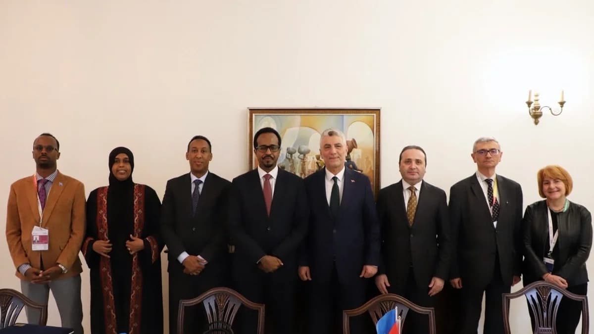 Bakan Ömer Bolat, Somali Mevkidaşı ile Ticari İlişkileri Geliştirmek Üzere Görüştü