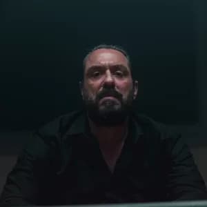 Deha Dizisinde Emir Benderlioğlu Rüzgarı: Performansıyla Dikkat Çekti