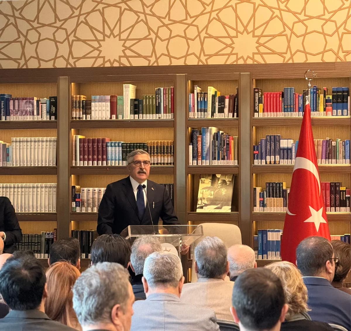 AK Parti’den Erol Güngör Anması: Aydınlanma Mirasına Vurgu