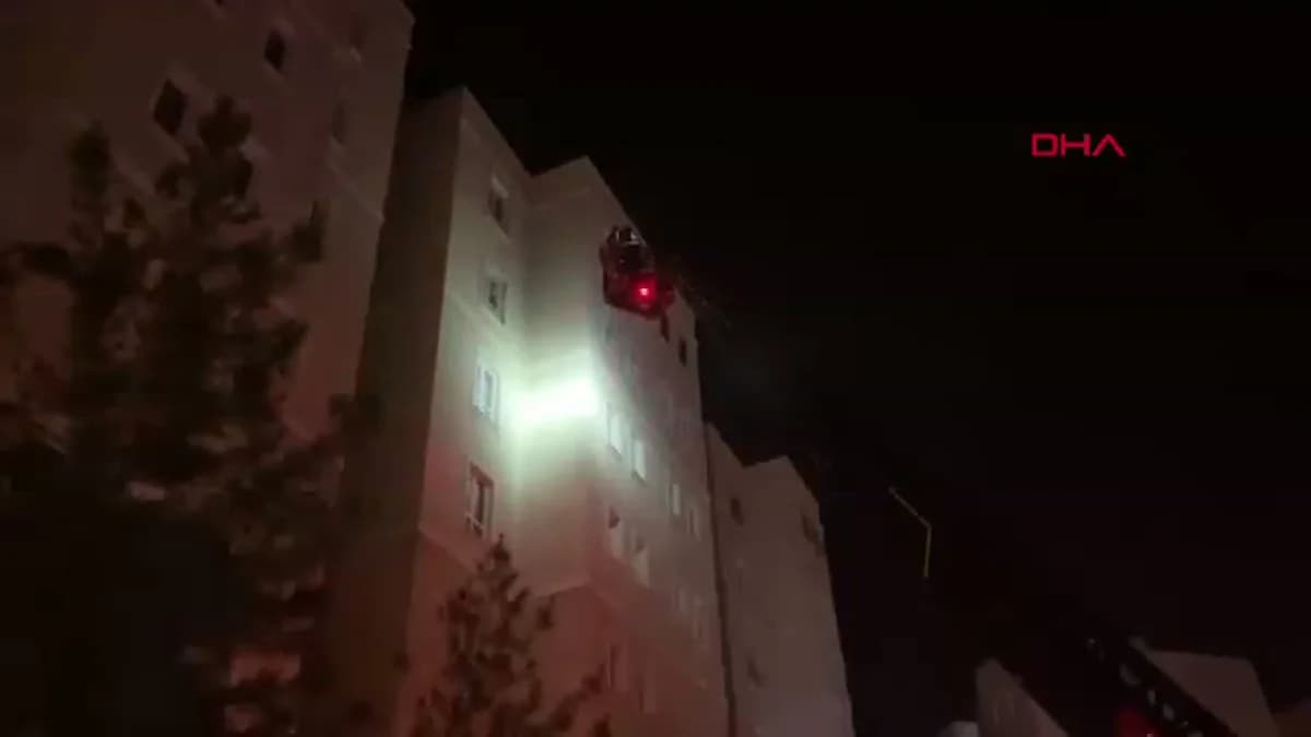 Şanlıurfa’da Elektrik Panosu Patladı, Bina Tahliye Edildi