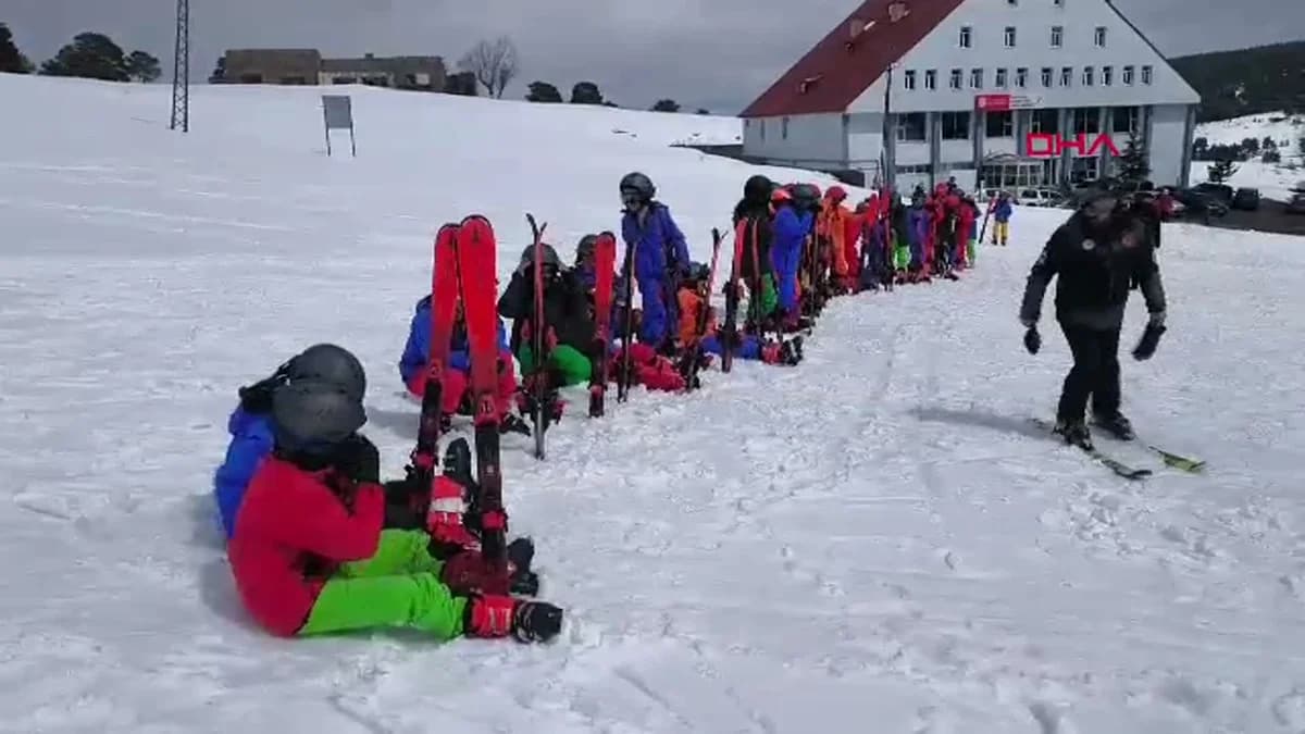 Kars’ta 2 Bin Çocuk Kayakla Tanıştı