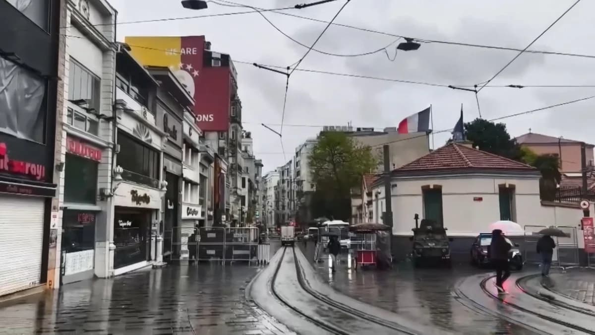 1 Mayıs’ta İstanbul’da Trafik Kilit: Taksim’e Giden Yollar Kapalı