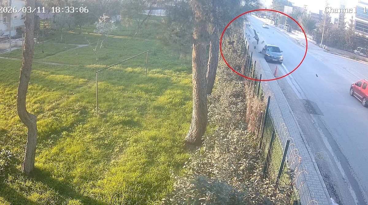 Bursa’da Feci Kaza: Otomobil Bisikletliyi Ezdi, Güvenlik Kamerası Görüntüleri Ortaya Çıktı