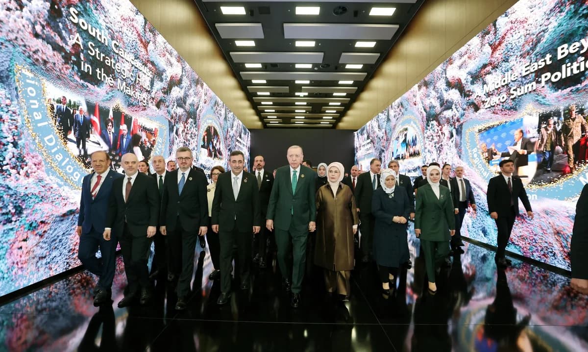 Emine Erdoğan’dan Antalya Diplomasi Forumu’na Önemli Mesaj